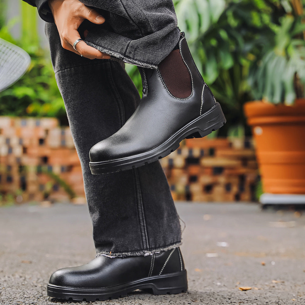 wide fit, arch support, waterproof design Chelsea boots with leather look